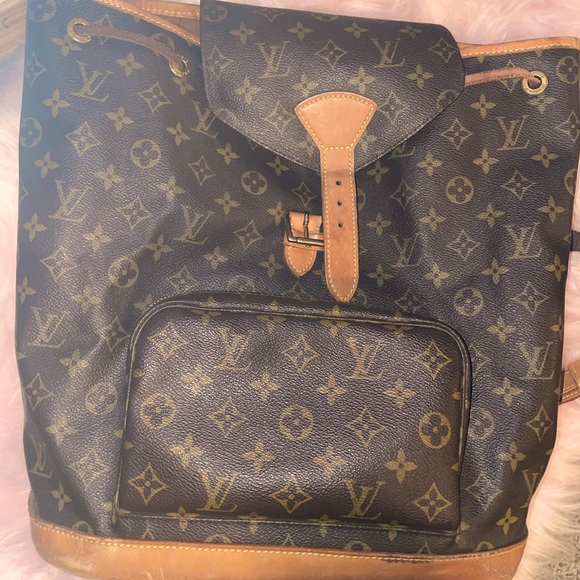 Louis Vuitton Montsouris MM Backpack - Picture 2 of 14
